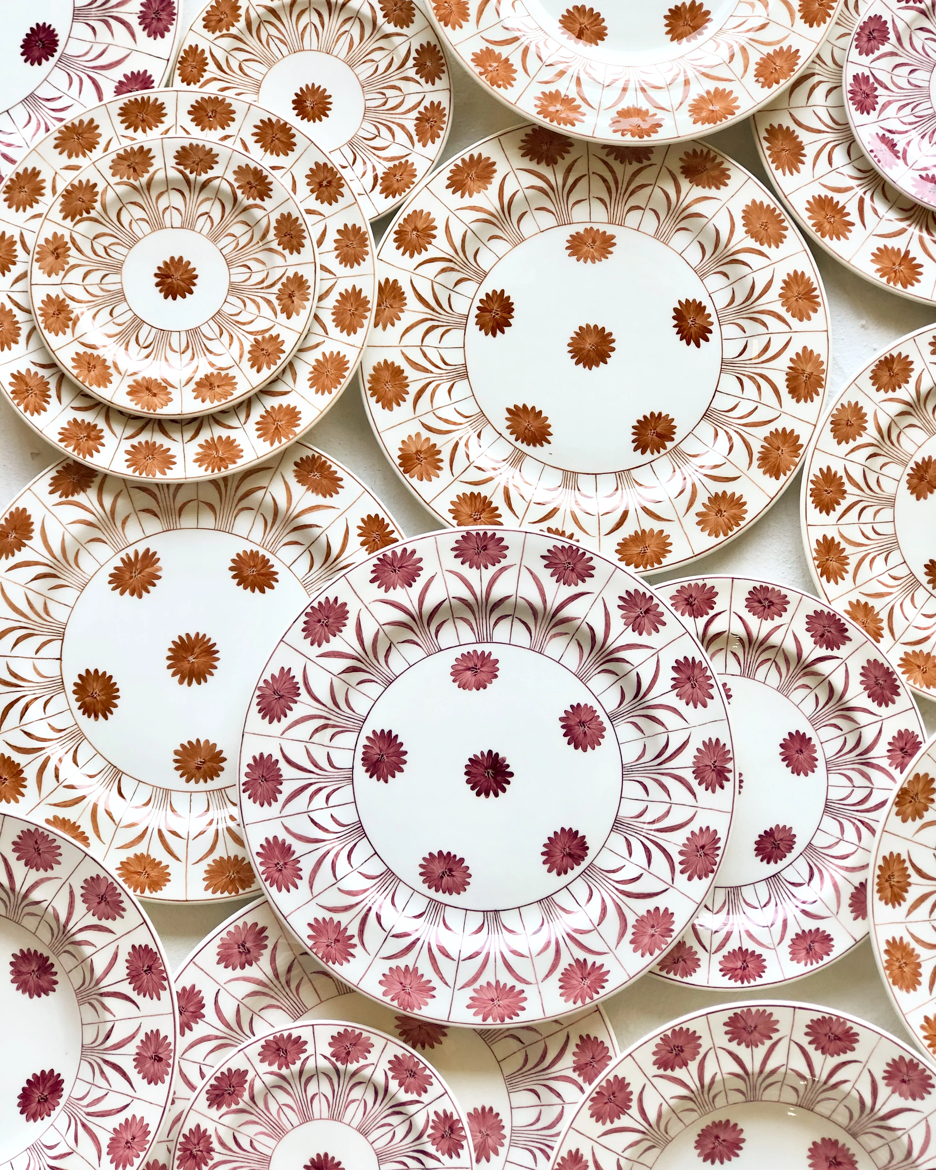 PRE-ORDER - Amethyst Daisy Dinner Plate - Image 6