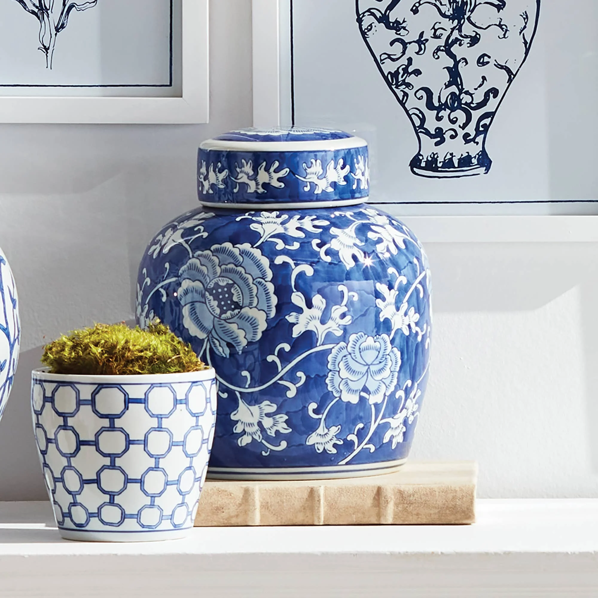 Chinoiserie Lotus Lidded Jar - Image 6