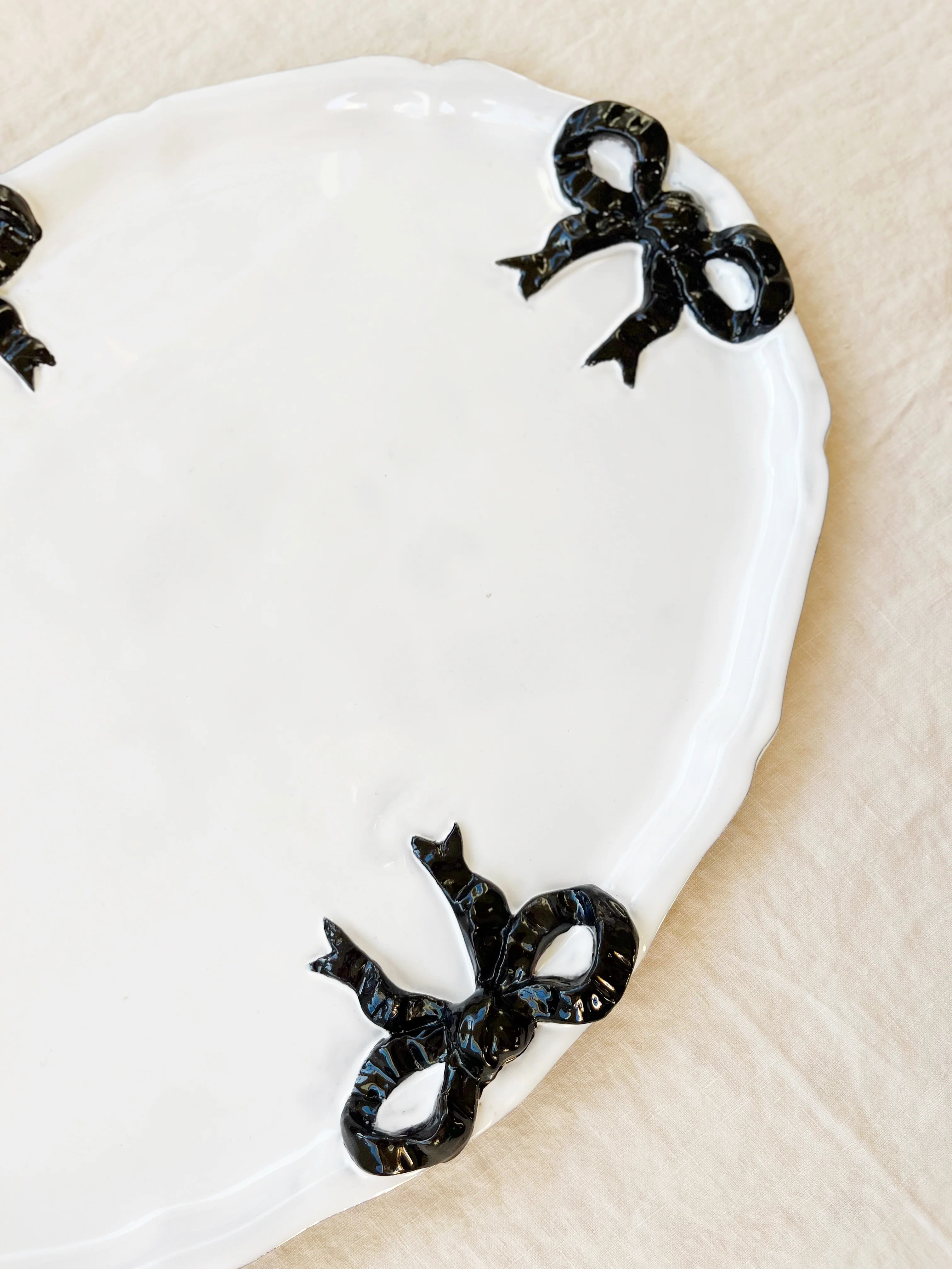 Colette Edition Oval Platter - Black Bow - Image 6