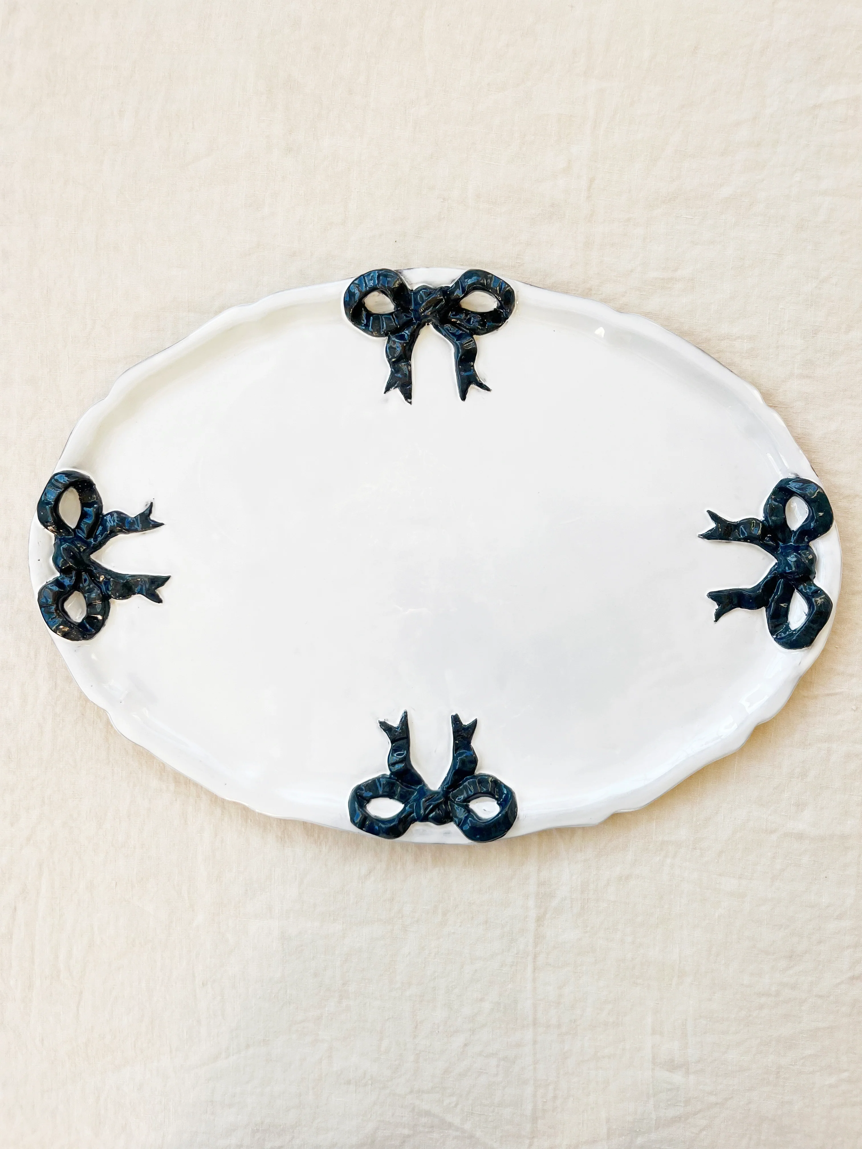Colette Edition Oval Platter - Marine Blue Bow - Image 4