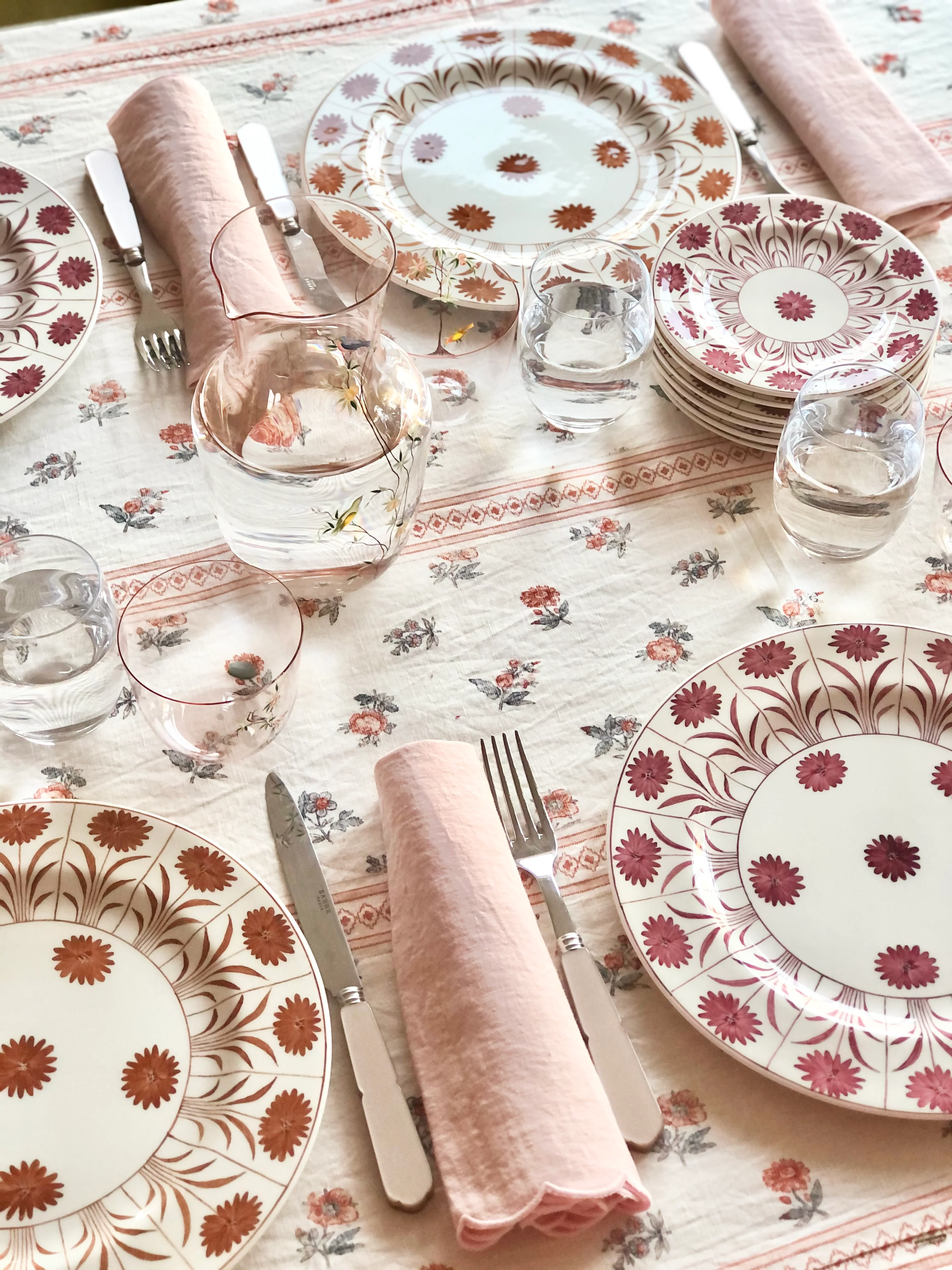 Gustave Taupe Flatware - 5 piece set - Image 4