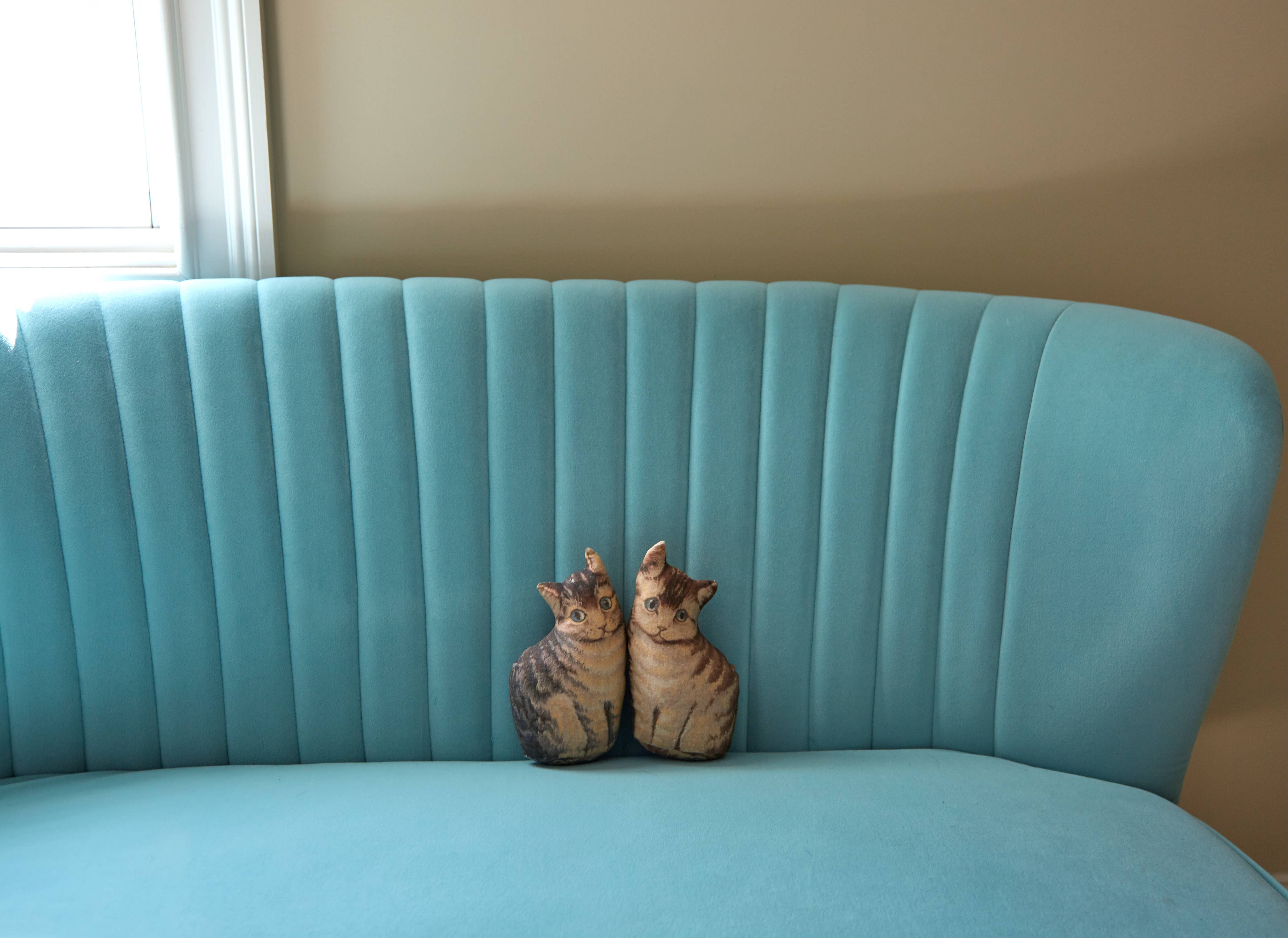 Kitty Cat Pillow - Image 5