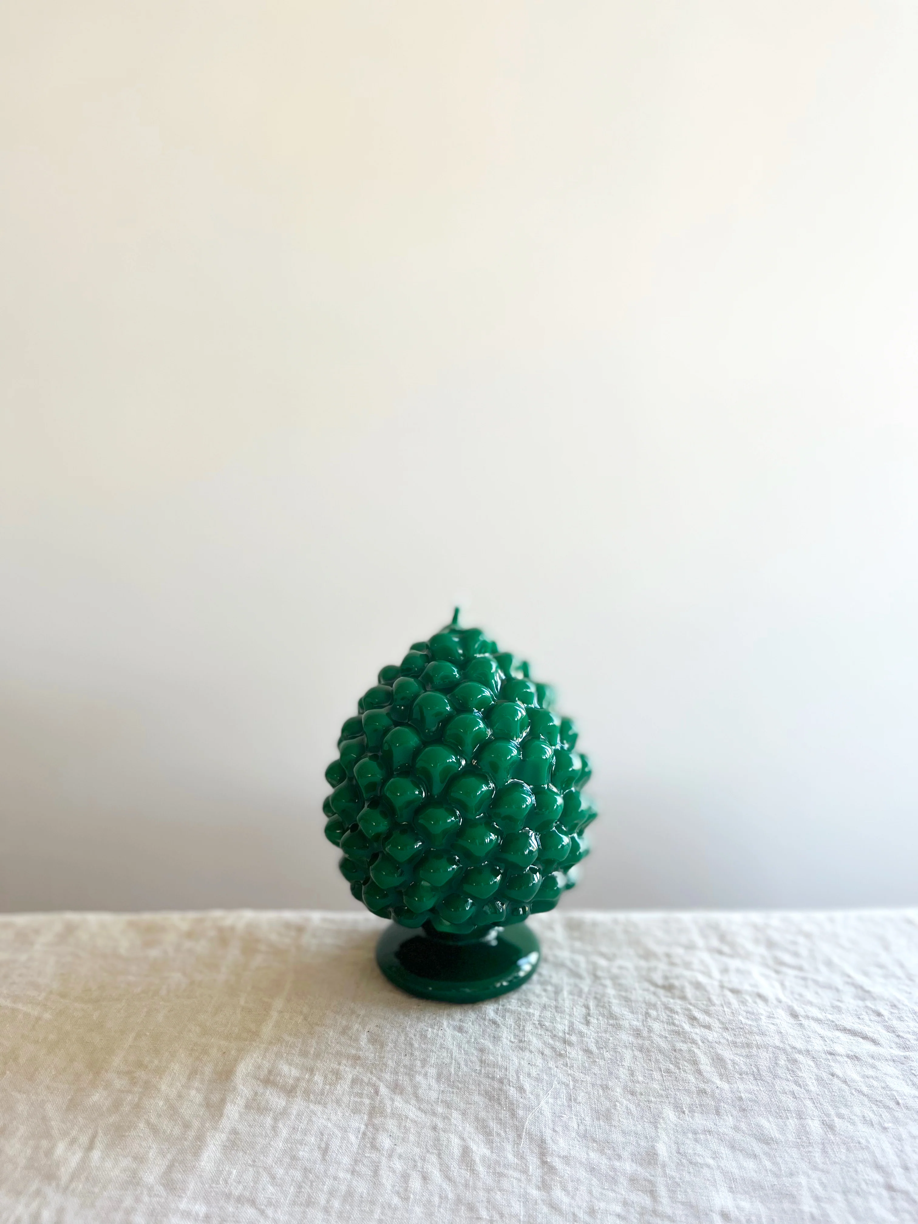 Lacquer Pinecone Candle Green - Image 3