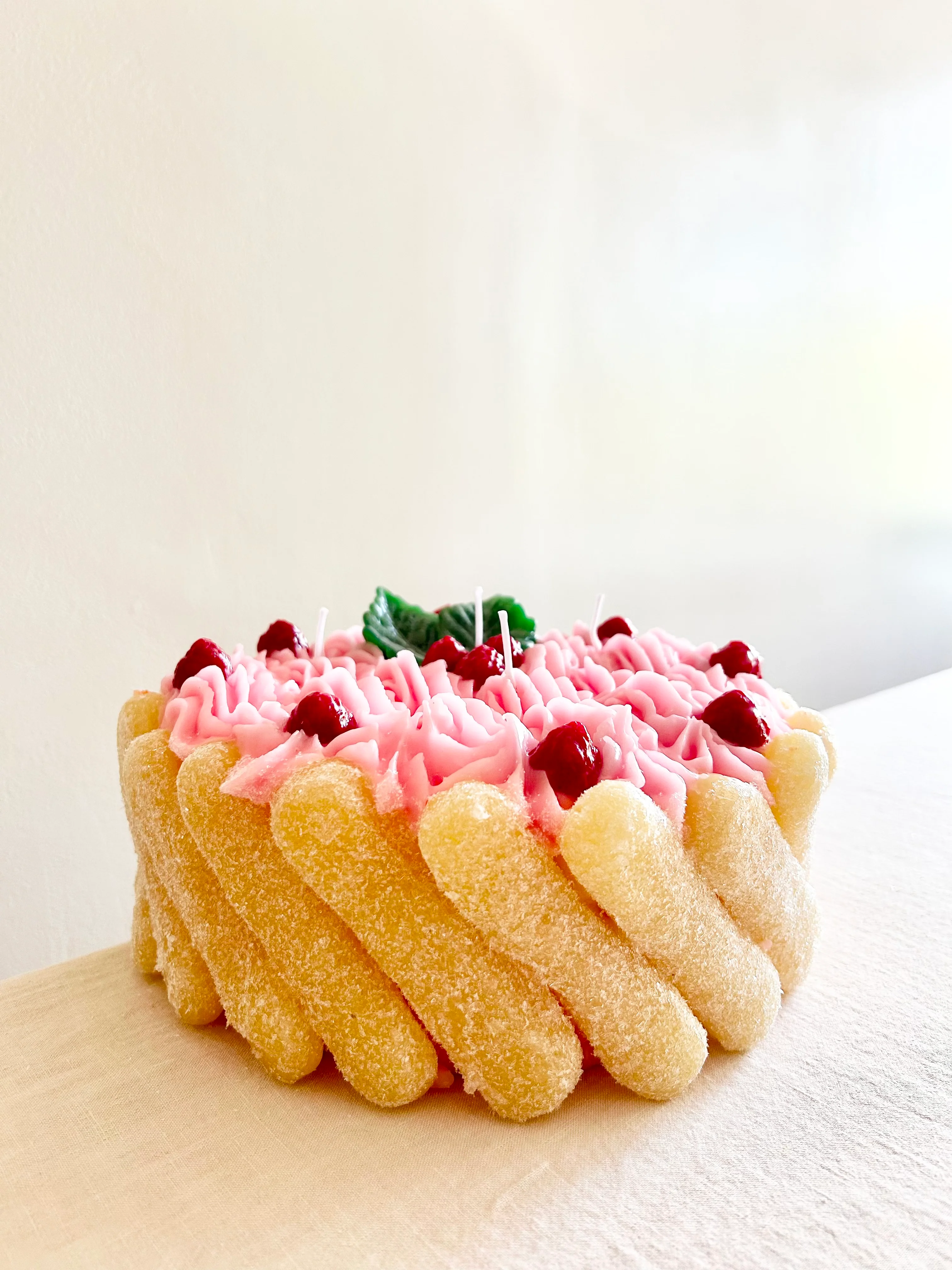 Ladyfinger Cake Candle - Image 3