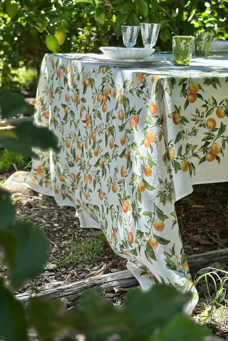 L'Orangerie Tablecloth - 3 sizes available - Image 8