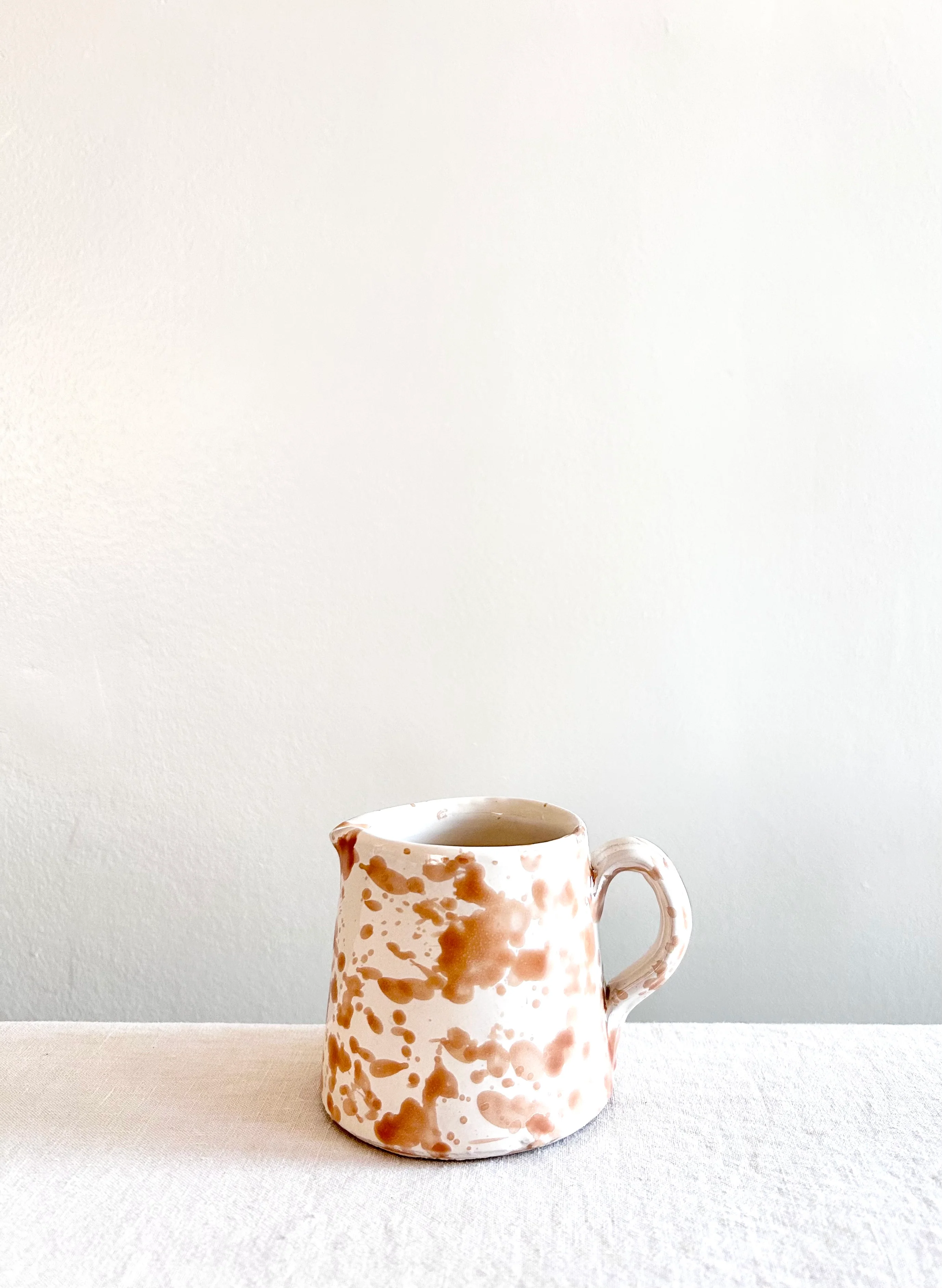 Pompeii  Creamer- Natural