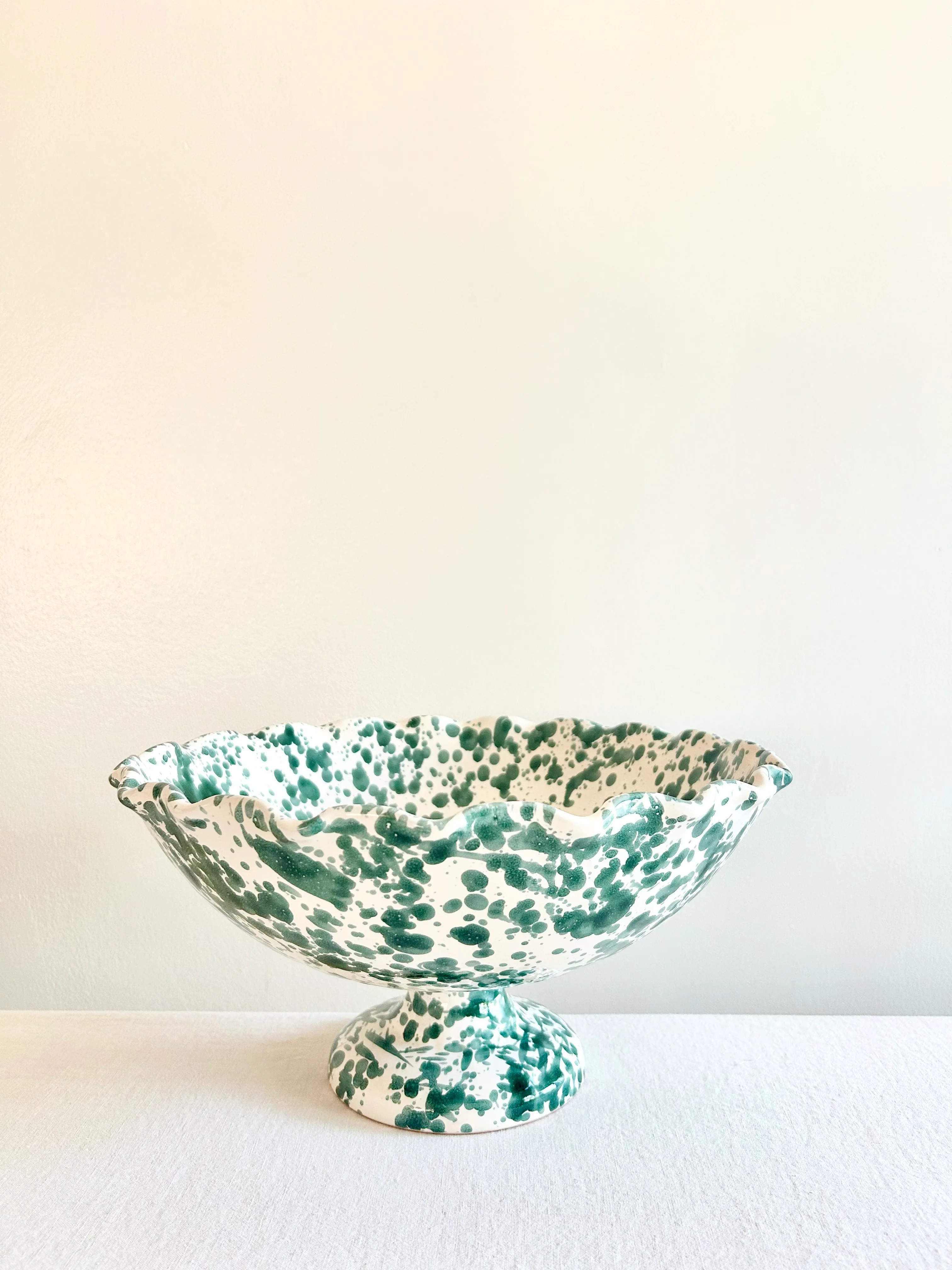 PRE- ORDER - Pompeii Scalloped Compote - Forest 13"