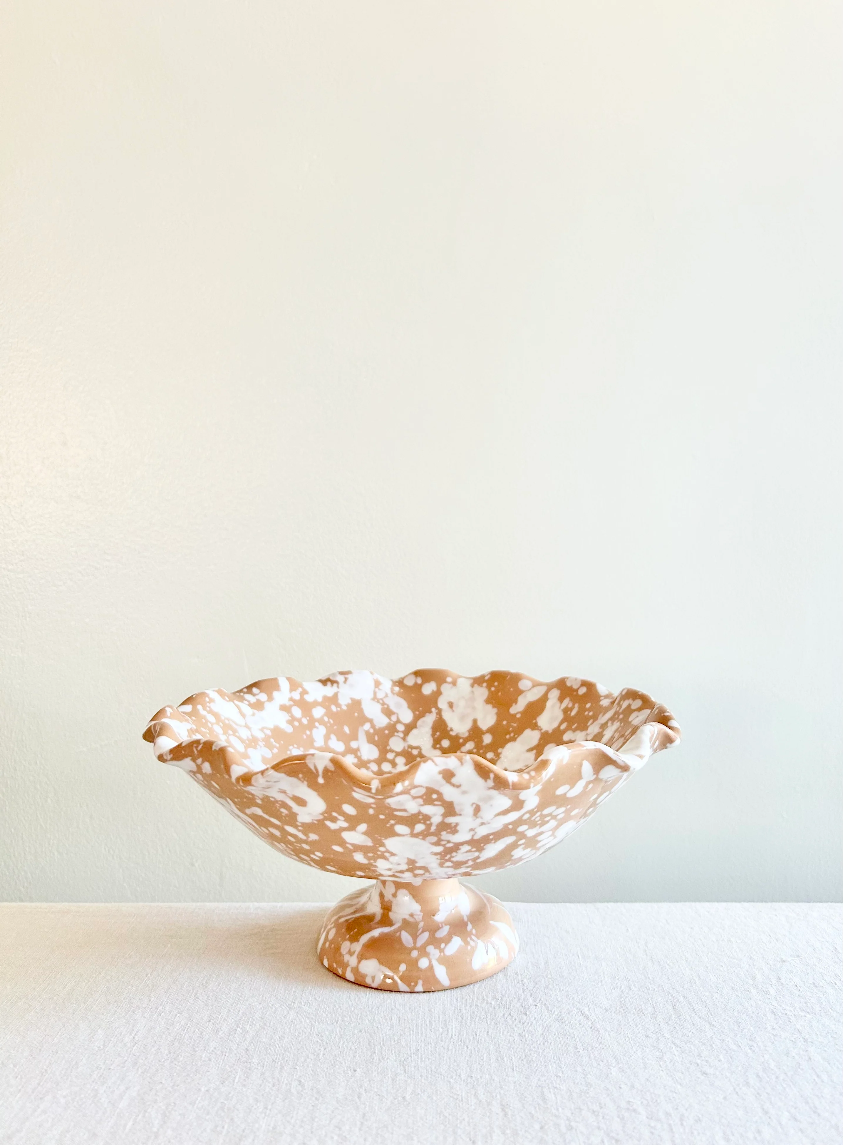 PRE-ORDER -Pompeii Scalloped Compote - Sienna - 9"