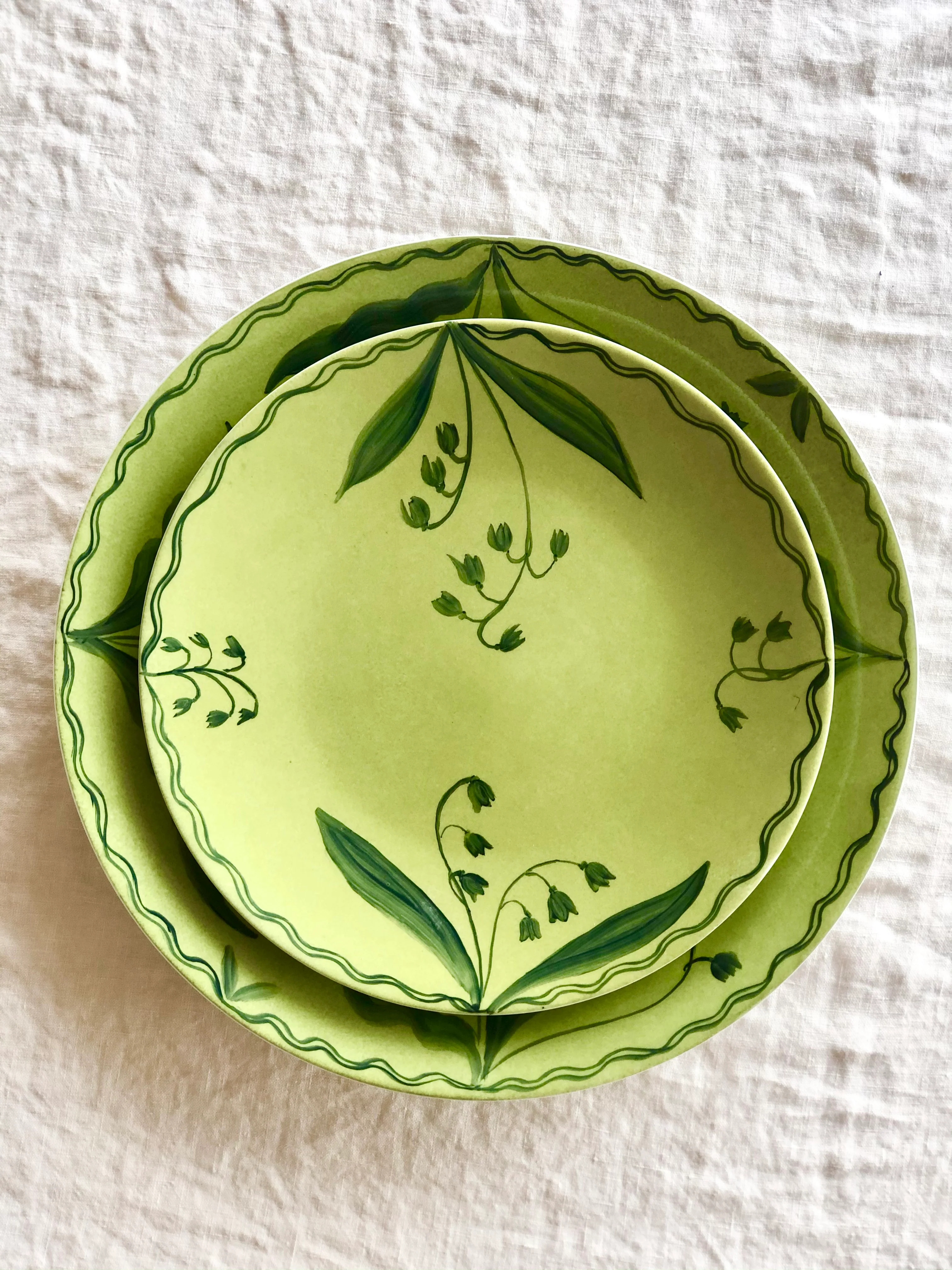 PRE-ORDER - Fête des Lys de la Vallée Salad Plate - Spring Green - S/8 - Image 3