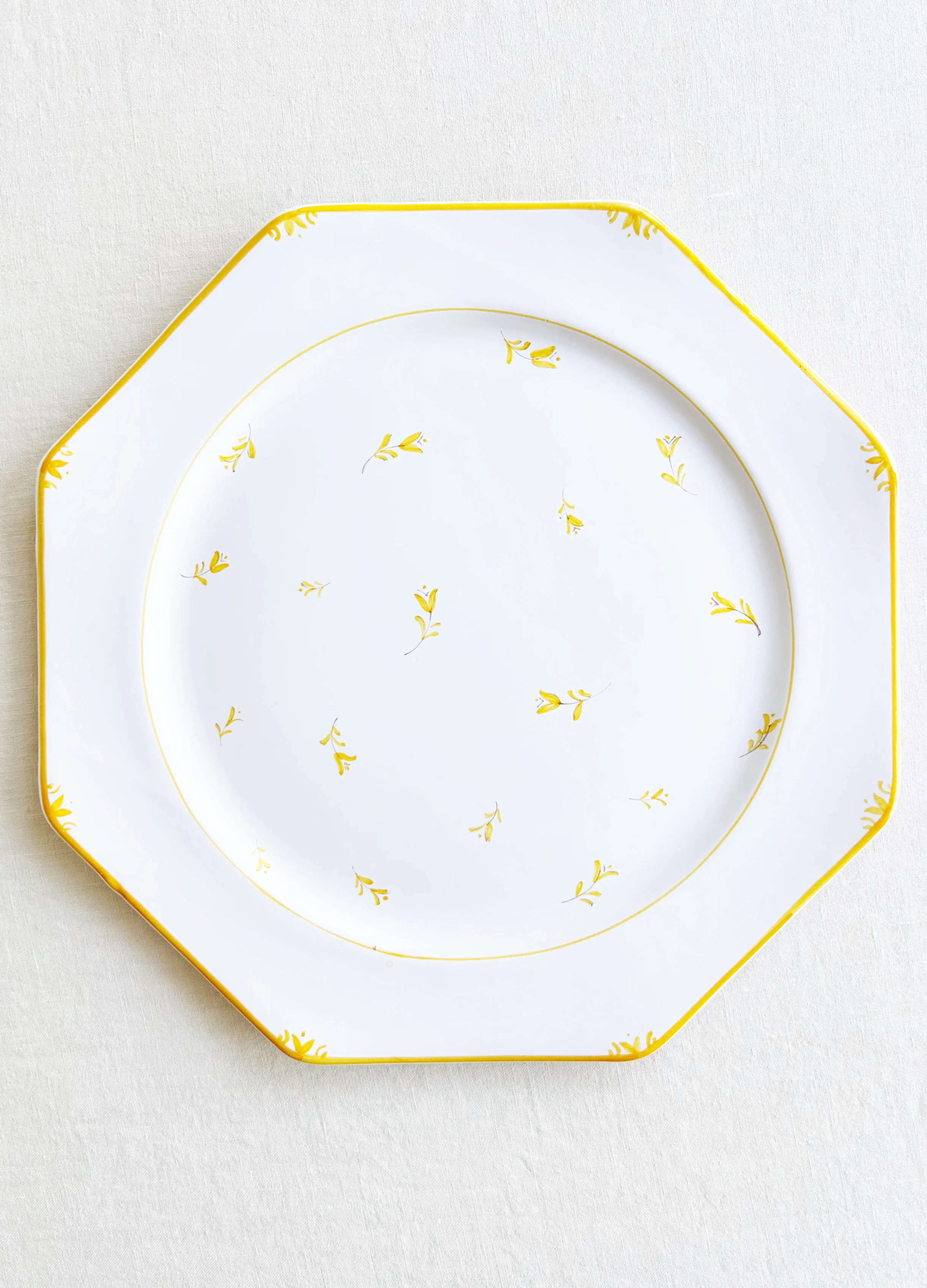 PRE-ORDER - Sainte Marie Dinnerware - Tulips - Jaune