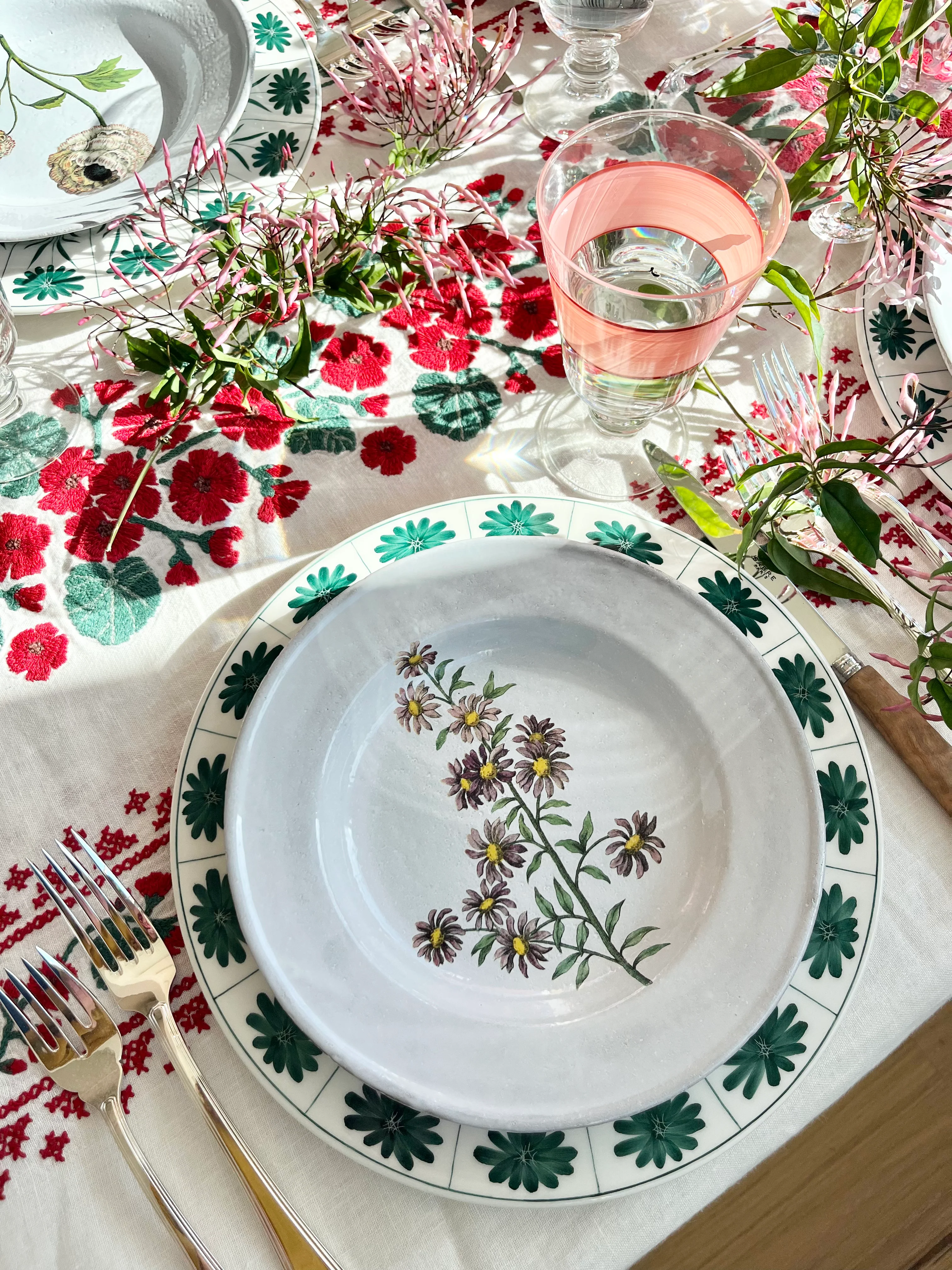 Riera Wine Glass - Peony/Raspberry - S/6 - Image 5