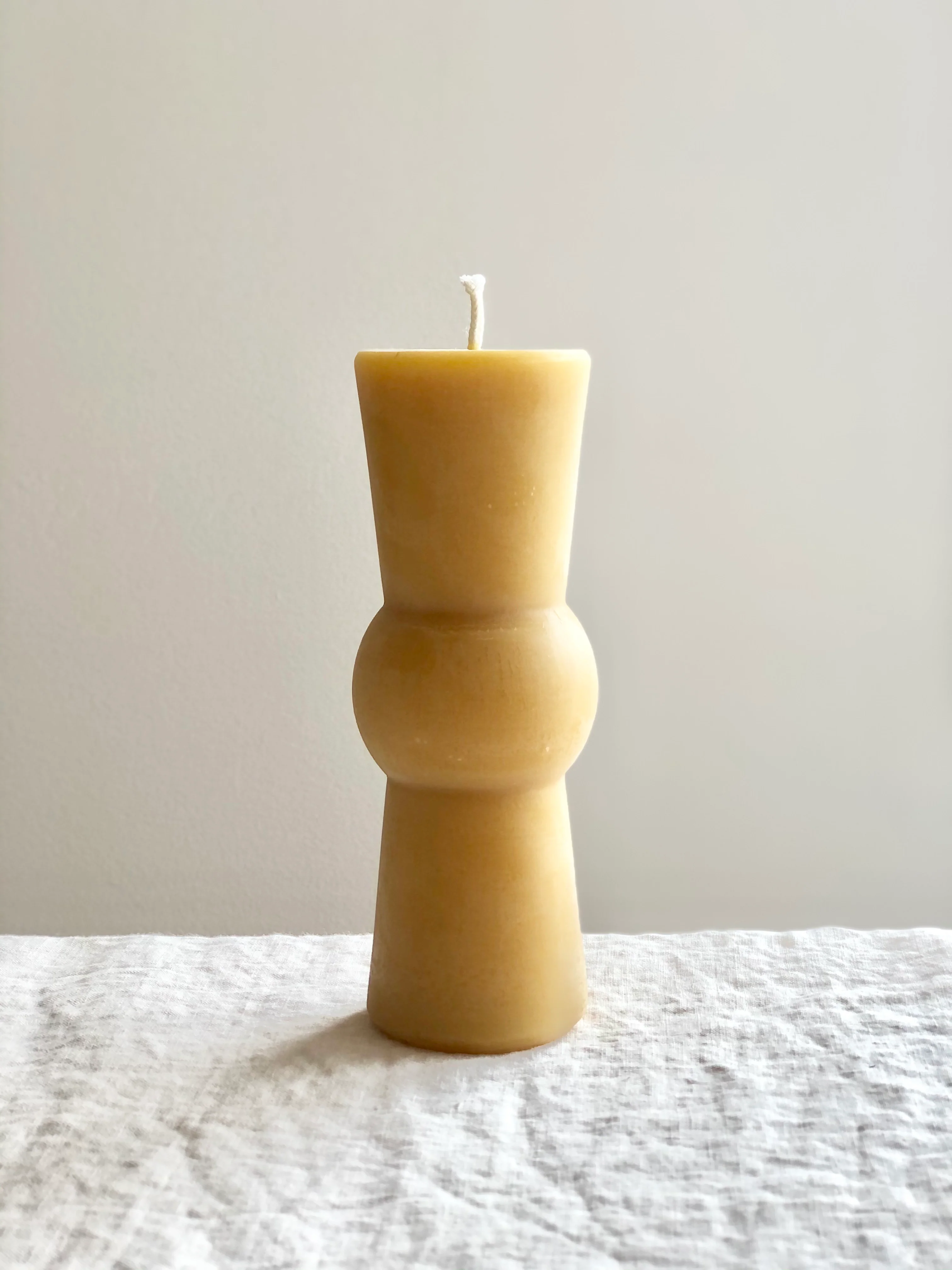 Totem Pillar Candle - Medium Natural