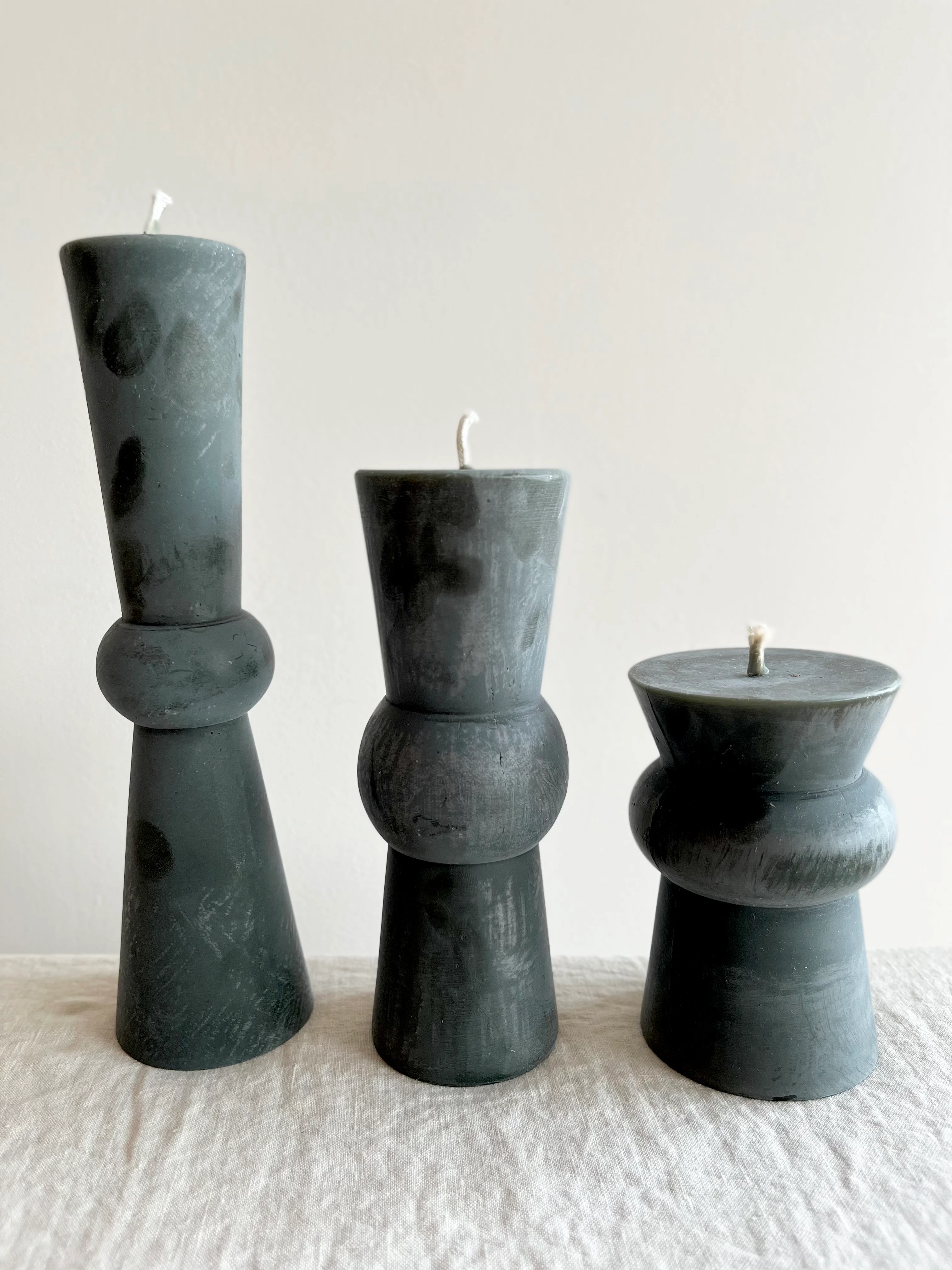 Totem Pillar Candle - Small Seaweed - Image 4
